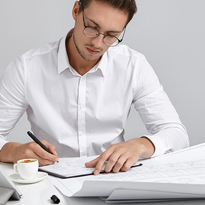 Avaliação técnica e comercial de soluções